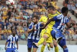 包含冲刺阶段德国杯焦点战，里昂队长鼓劲，气氛紧张，阵容厚度经受考验的词条爱游戏官方网站登录