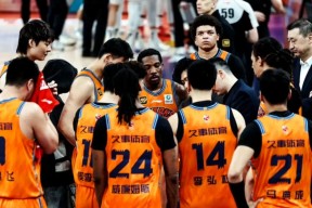 包含国际比赛日突围战来临，上海海港围绕CBA常规赛调整名单，媒体盛赞，细节决定成败的词条